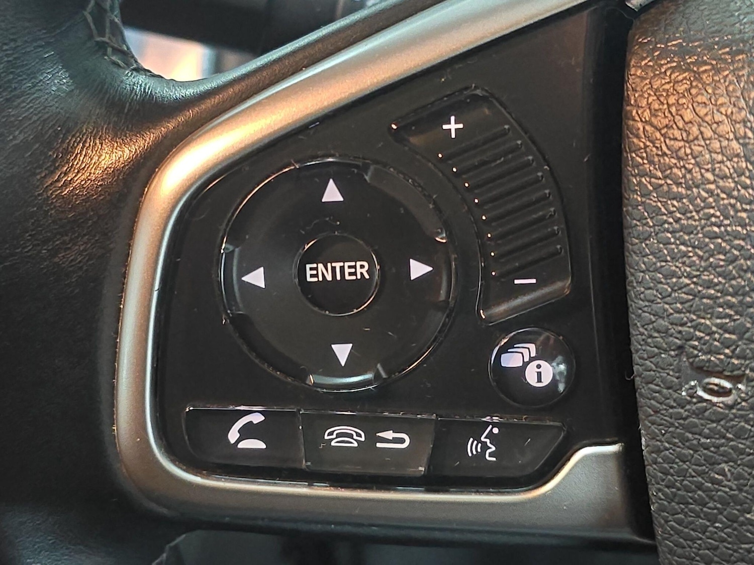 Used Honda Civic 2019 for sale - 76786827: Photo 30