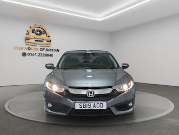 Used Honda Civic 2019 for sale - 76786827: Photo