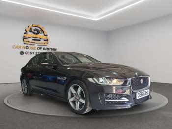 Used Jaguar XE 2017 for sale - 74096472: Photo