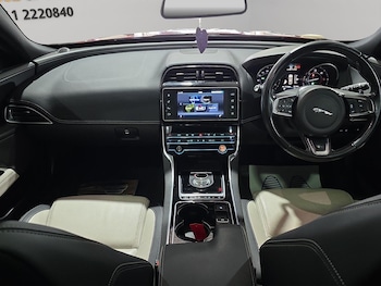 Used Jaguar XE 2016 for sale - 77793686: Photo