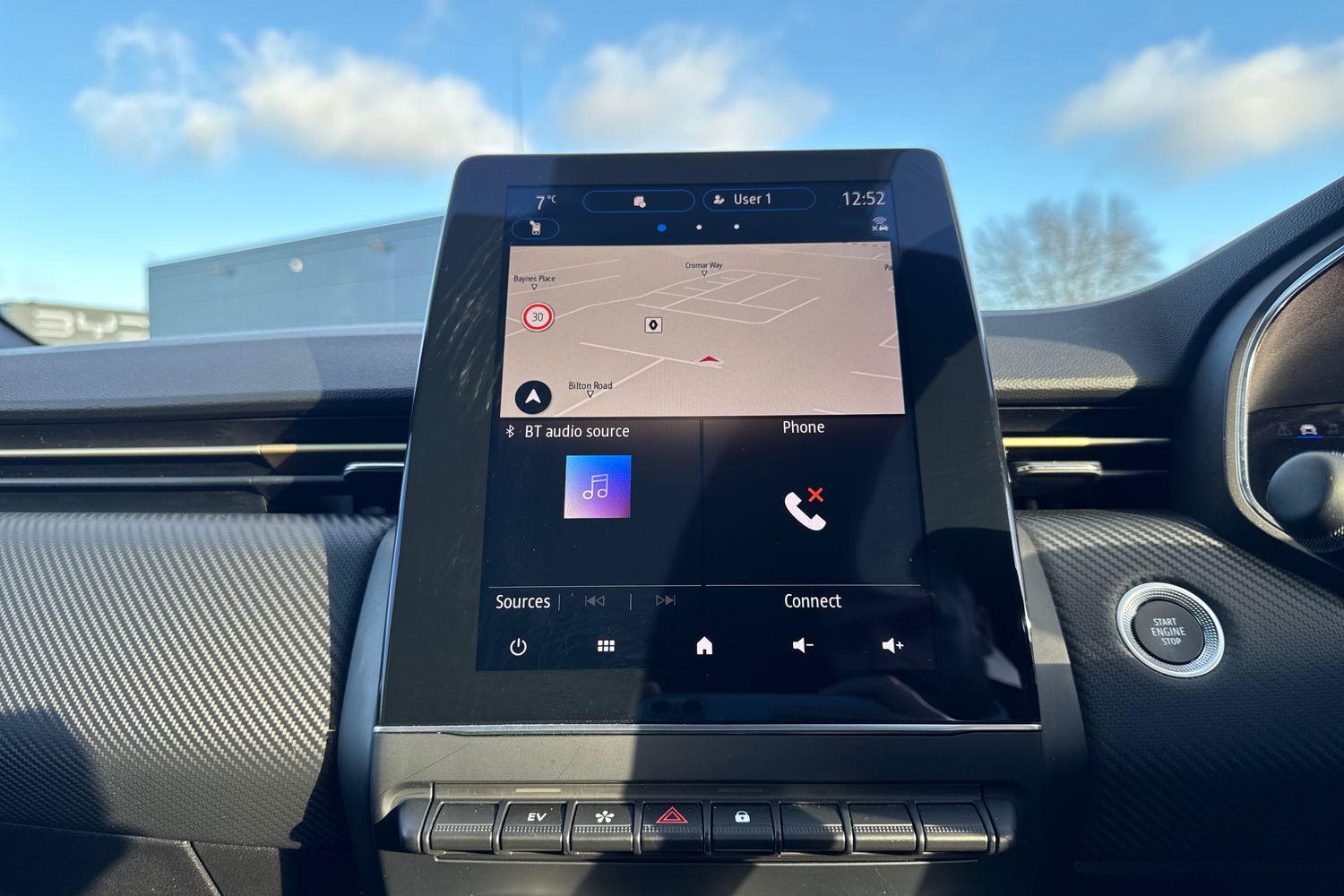 Used Renault Clio 2023 for sale - 76796408: Photo 17