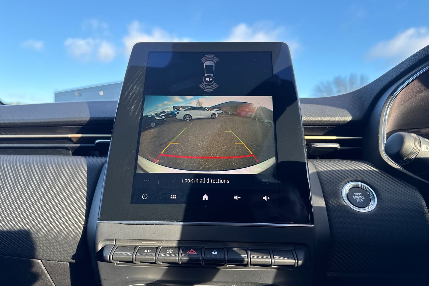 Used Renault Clio 2023 for sale - 76796408: Photo 19