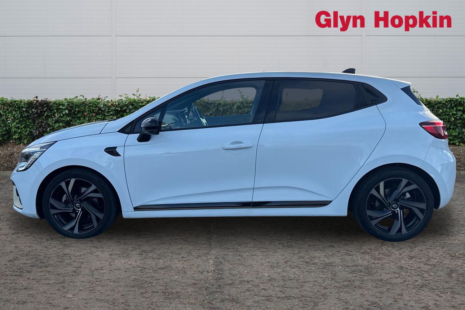 Used Renault Clio 2023 for sale - 76796408: Photo 6