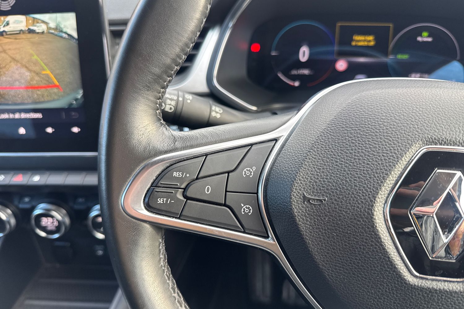 Used Renault Captur 2021 for sale - 77293373: Photo 21