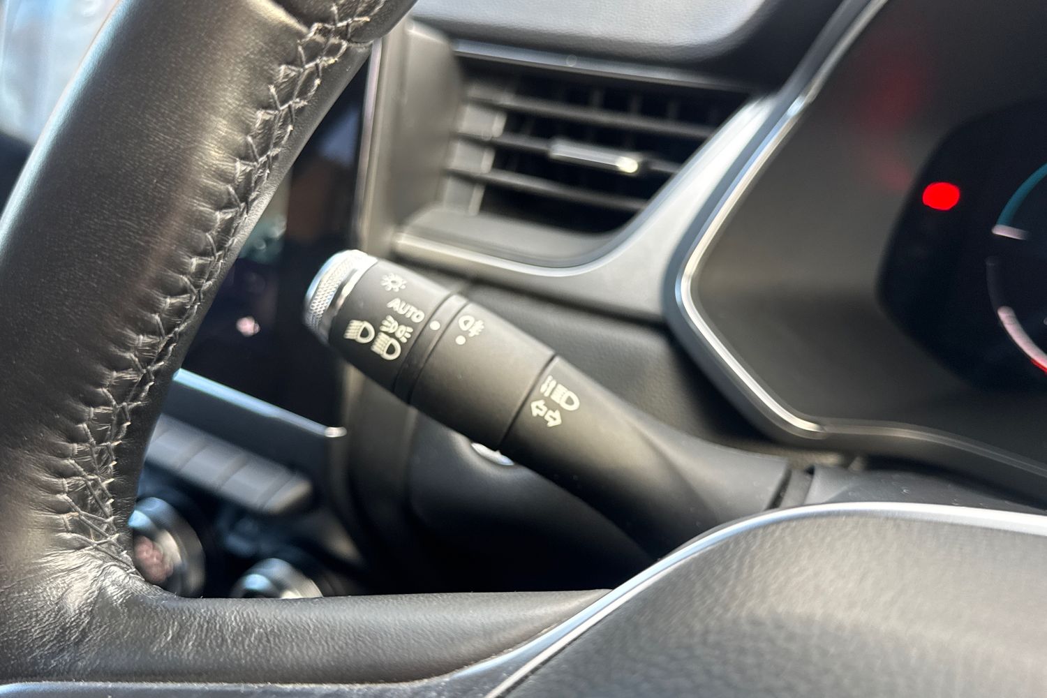 Used Renault Captur 2021 for sale - 77293373: Photo 31