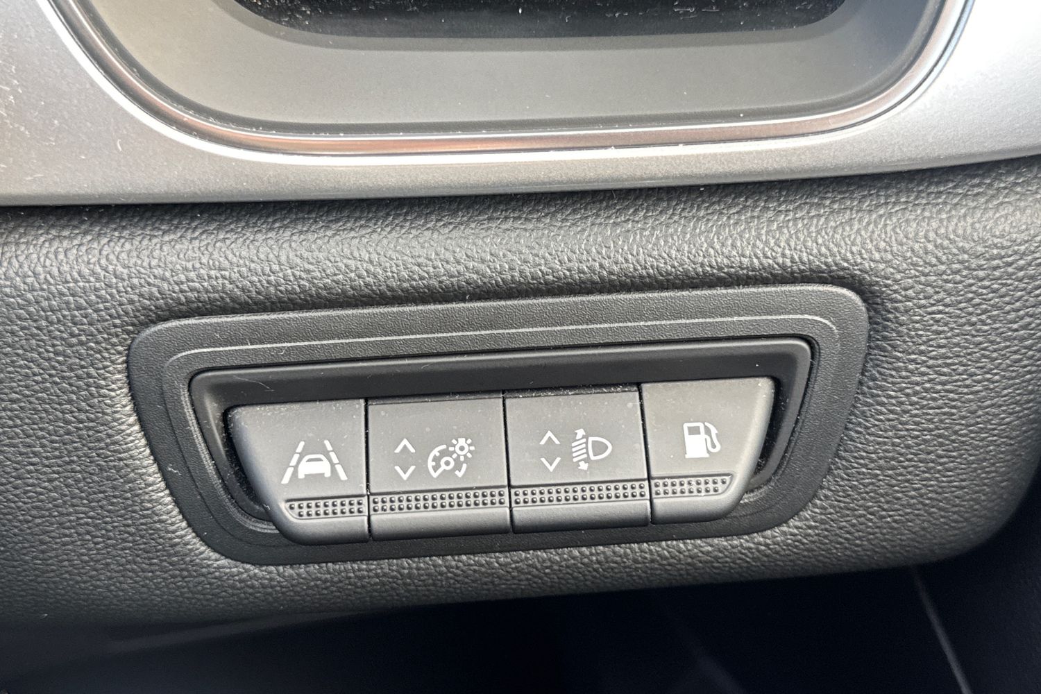 Used Renault Captur 2021 for sale - 77293373: Photo 33