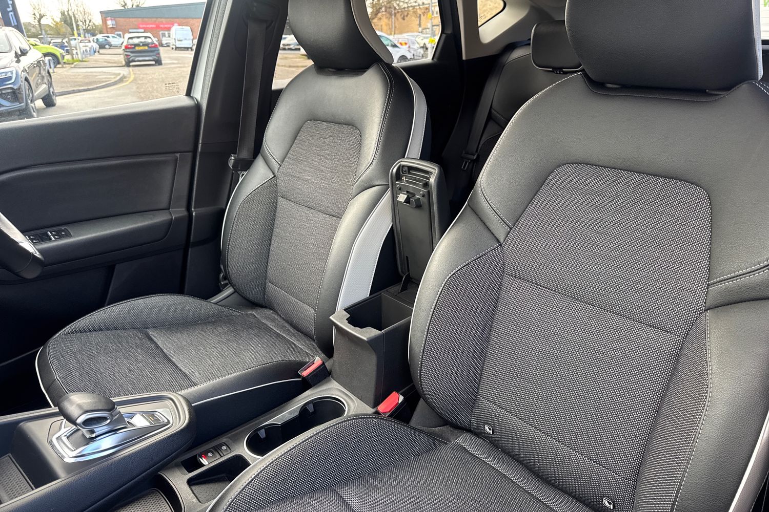 Used Renault Captur 2021 for sale - 77293373: Photo 39