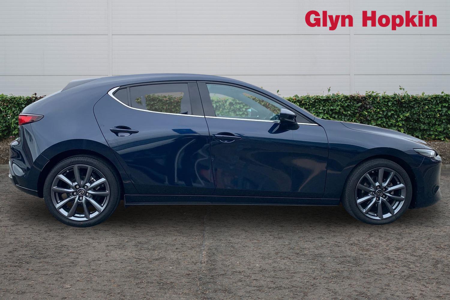 Used Mazda Mazda3 2023 for sale - 76321937: Photo 2