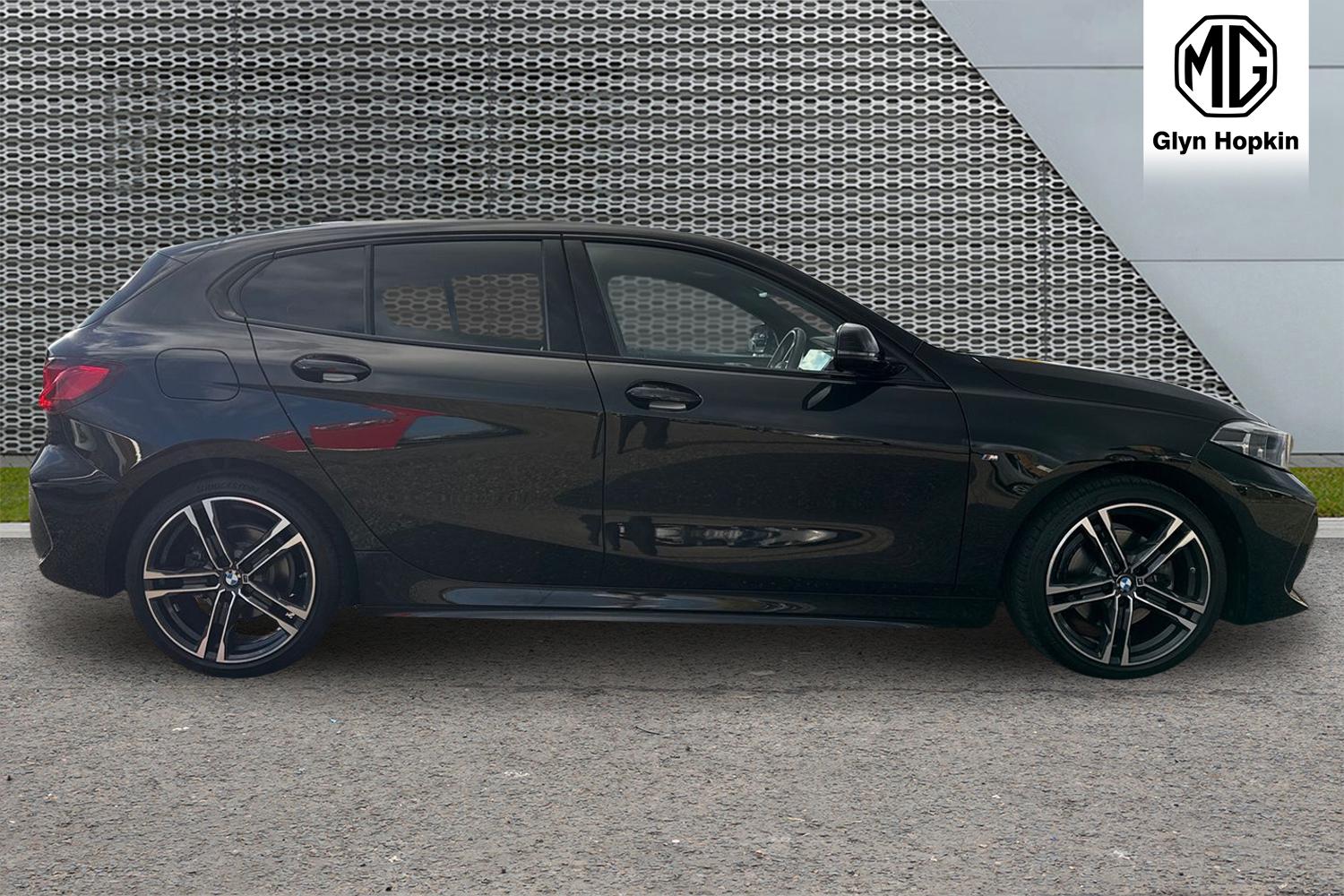 Used BMW 1 Series 2022 for sale - 76289745: Photo 2