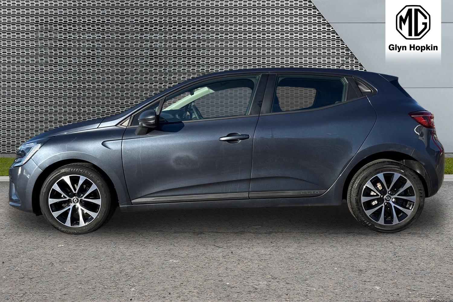 Used Renault Clio 2022 for sale - 76104316: Photo 6