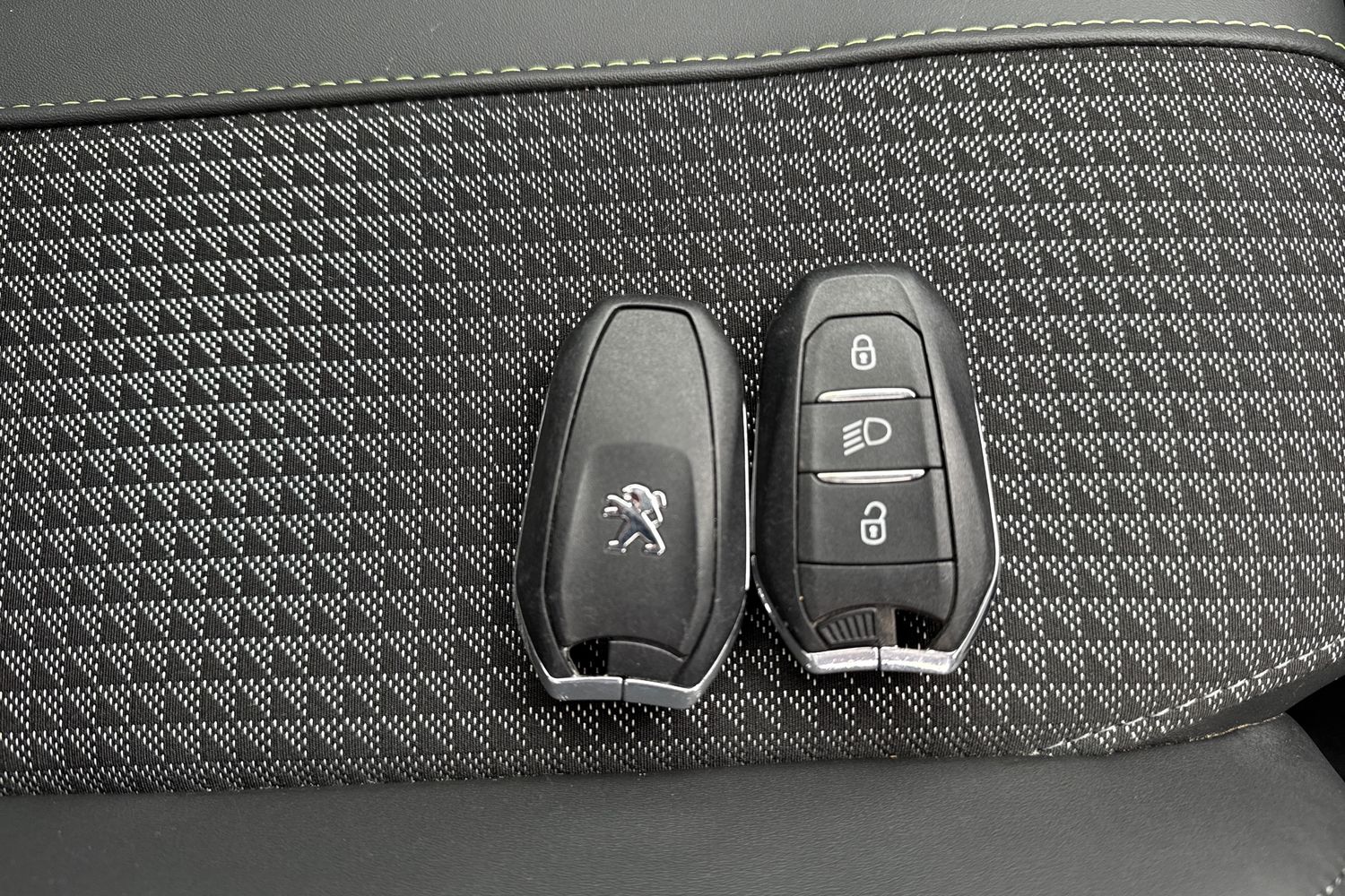 Used Peugeot 208 2022 for sale - 76074290: Photo 44