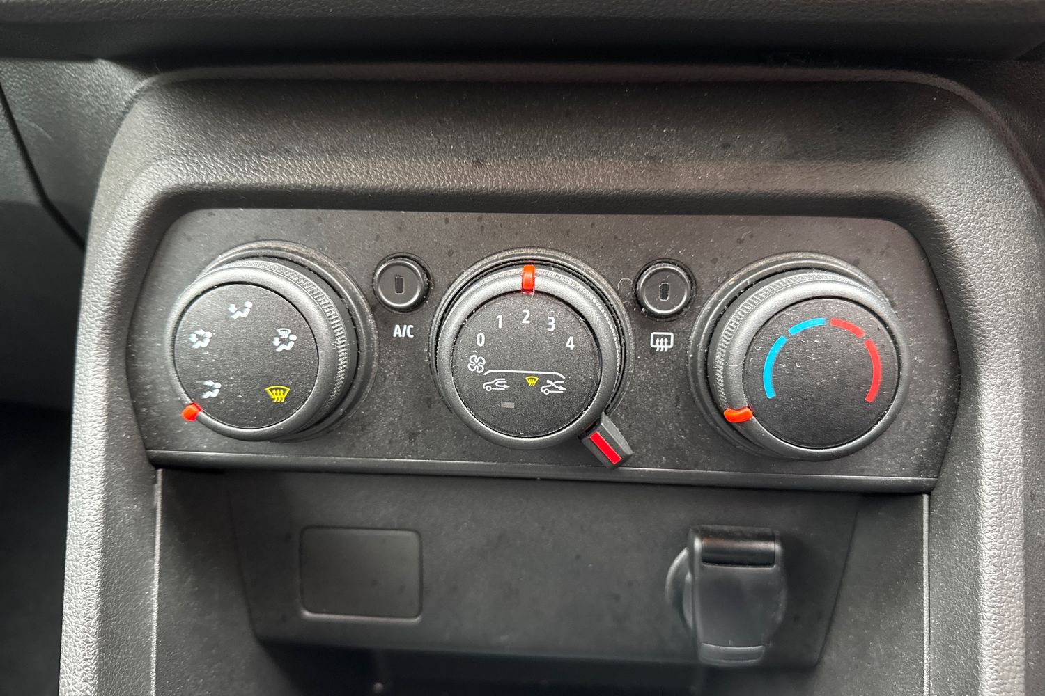 Used Dacia Sandero 2022 for sale - 76018122: Photo 15