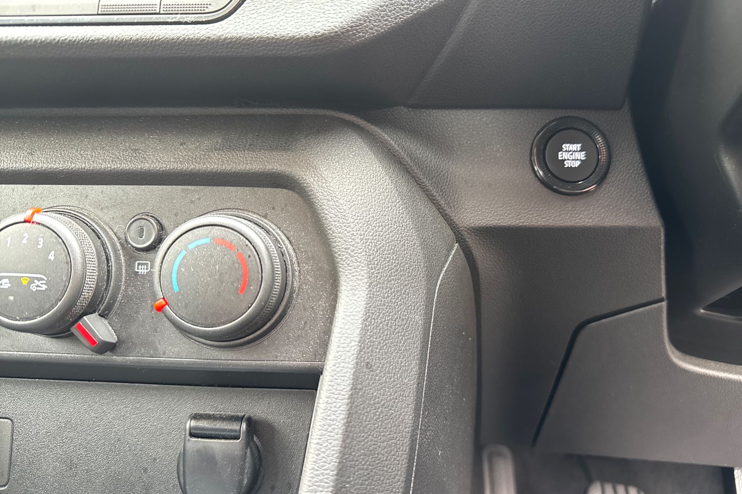 Used Dacia Sandero 2022 for sale - 76018122: Photo 32