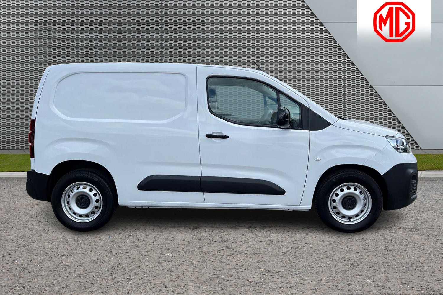 Used Fiat Doblo 2022 for sale - 77157916: Photo 2