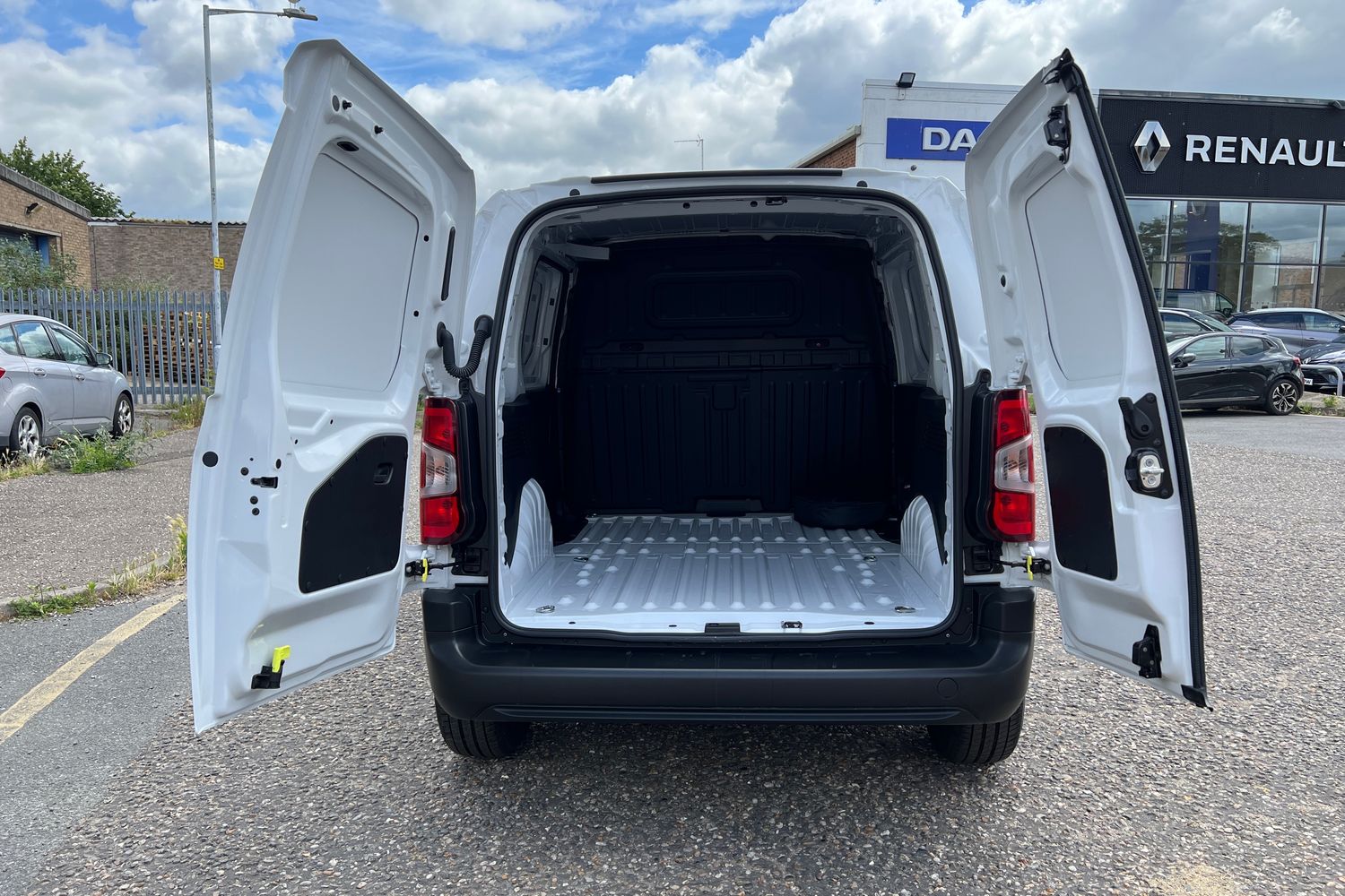 Used Fiat Doblo 2022 for sale - 77157916: Photo 33