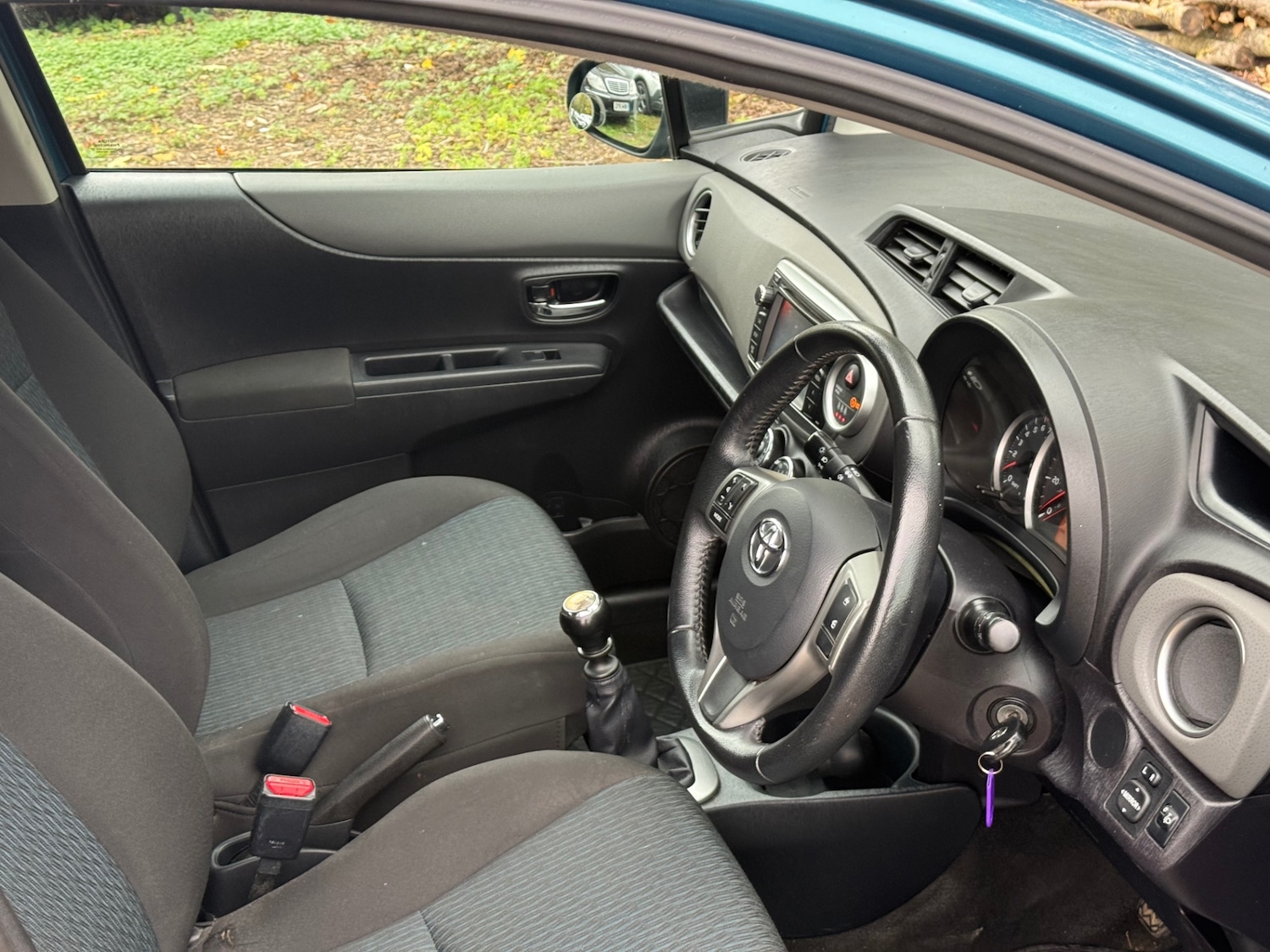 Used Toyota Yaris 2012 for sale - 76571401: Photo 18