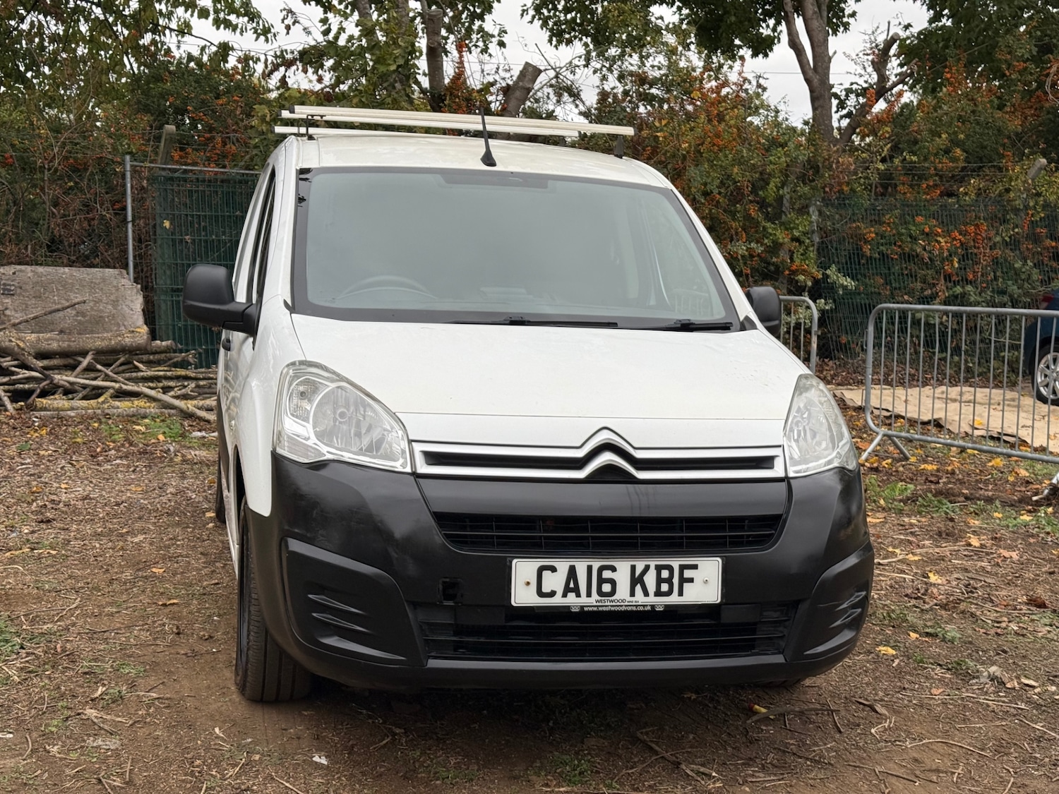 Used Citroen Berlingo 2016 for sale - 76330184: Photo 2