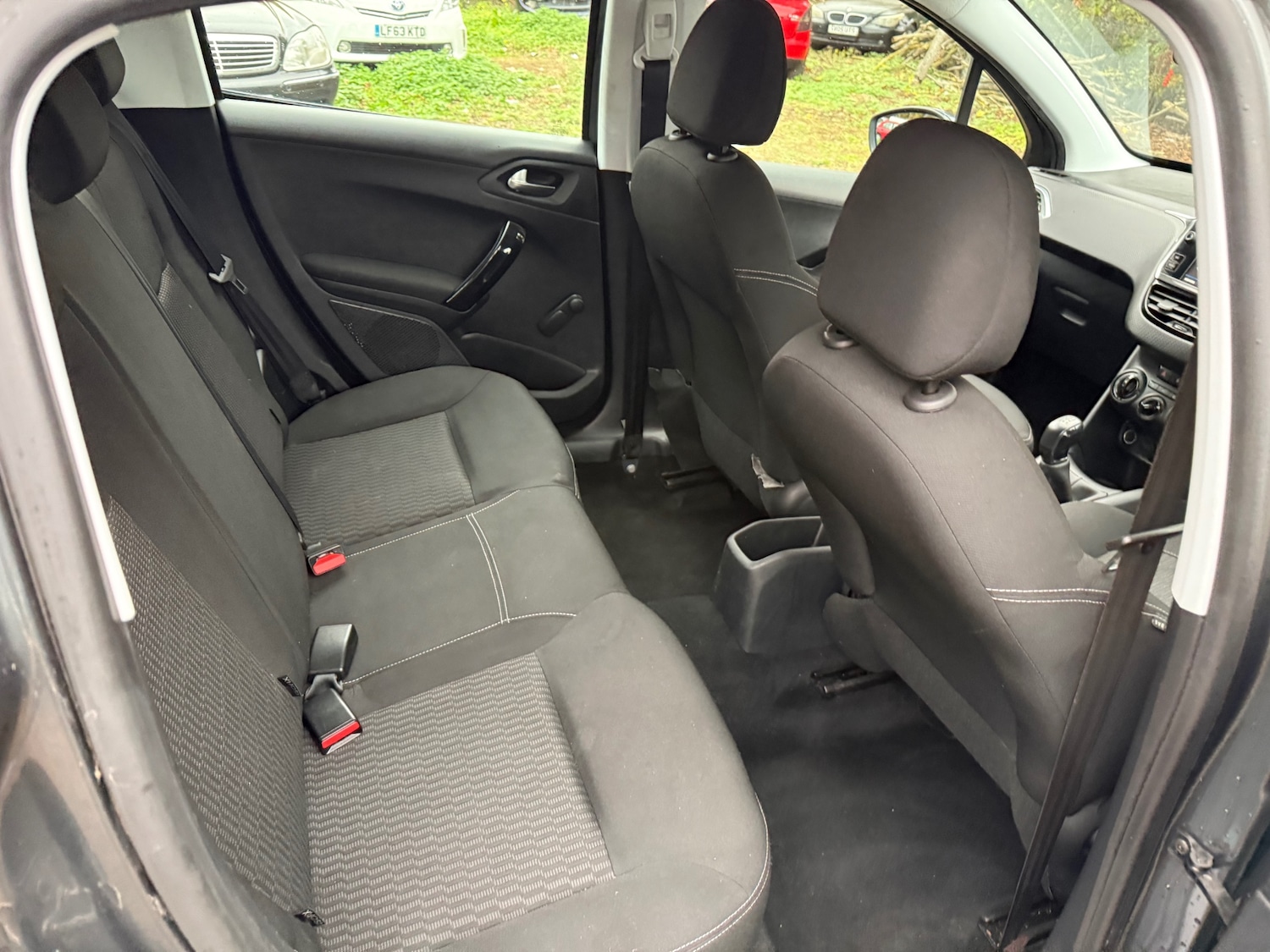 Used Peugeot 208 2017 for sale - 76330295: Photo 20