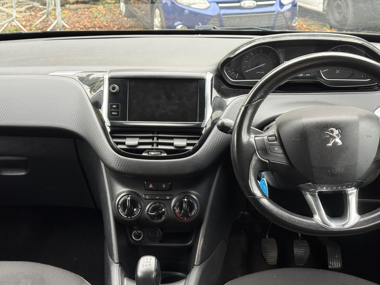 Used Peugeot 208 2017 for sale - 76330295: Photo 22