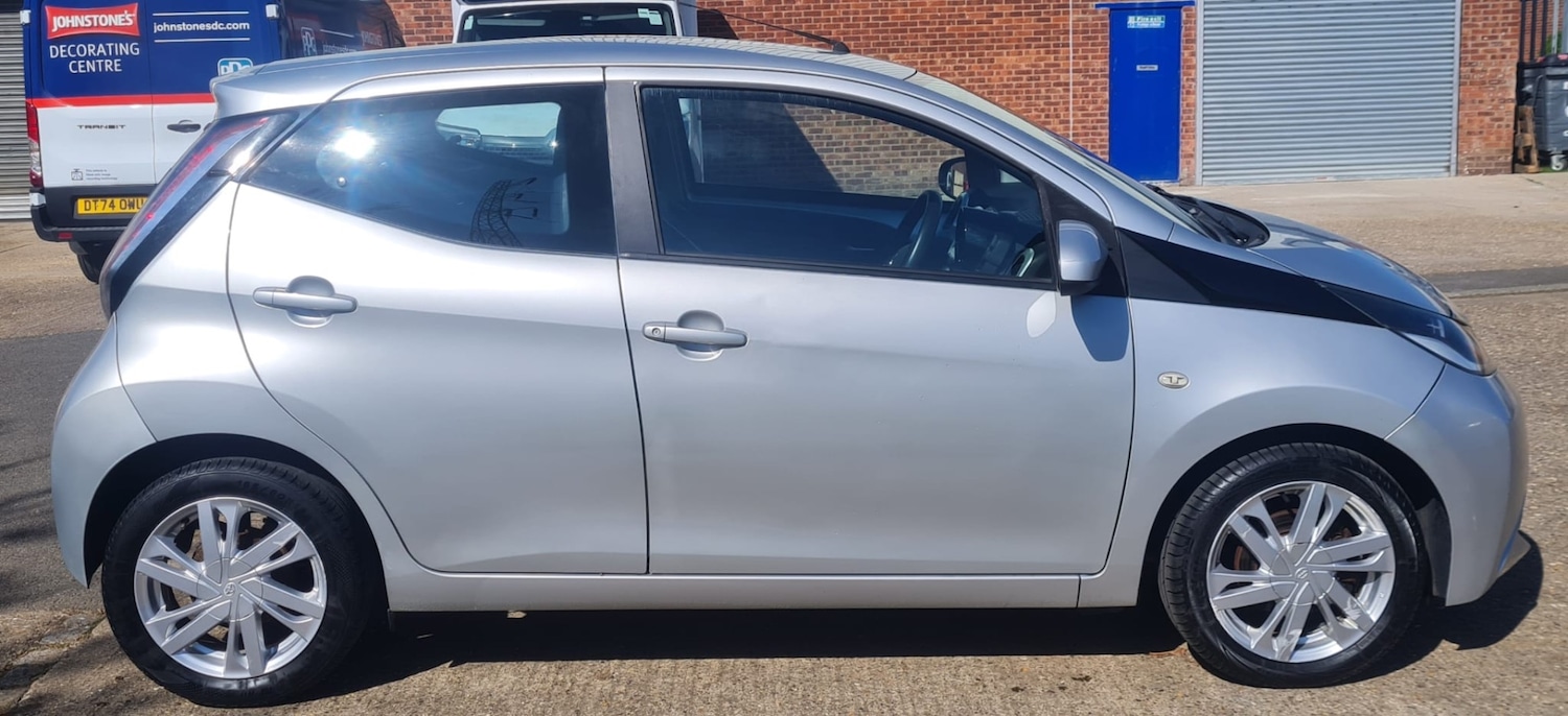 Used Toyota AYGO 2015 for sale - 76571405: Photo 16