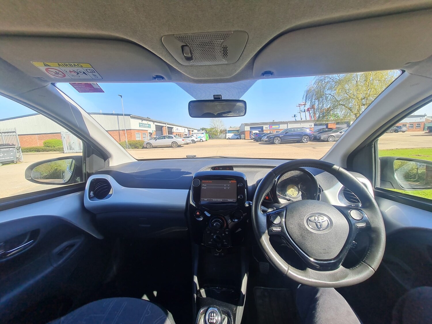 Used Toyota AYGO 2015 for sale - 76571405: Photo 8