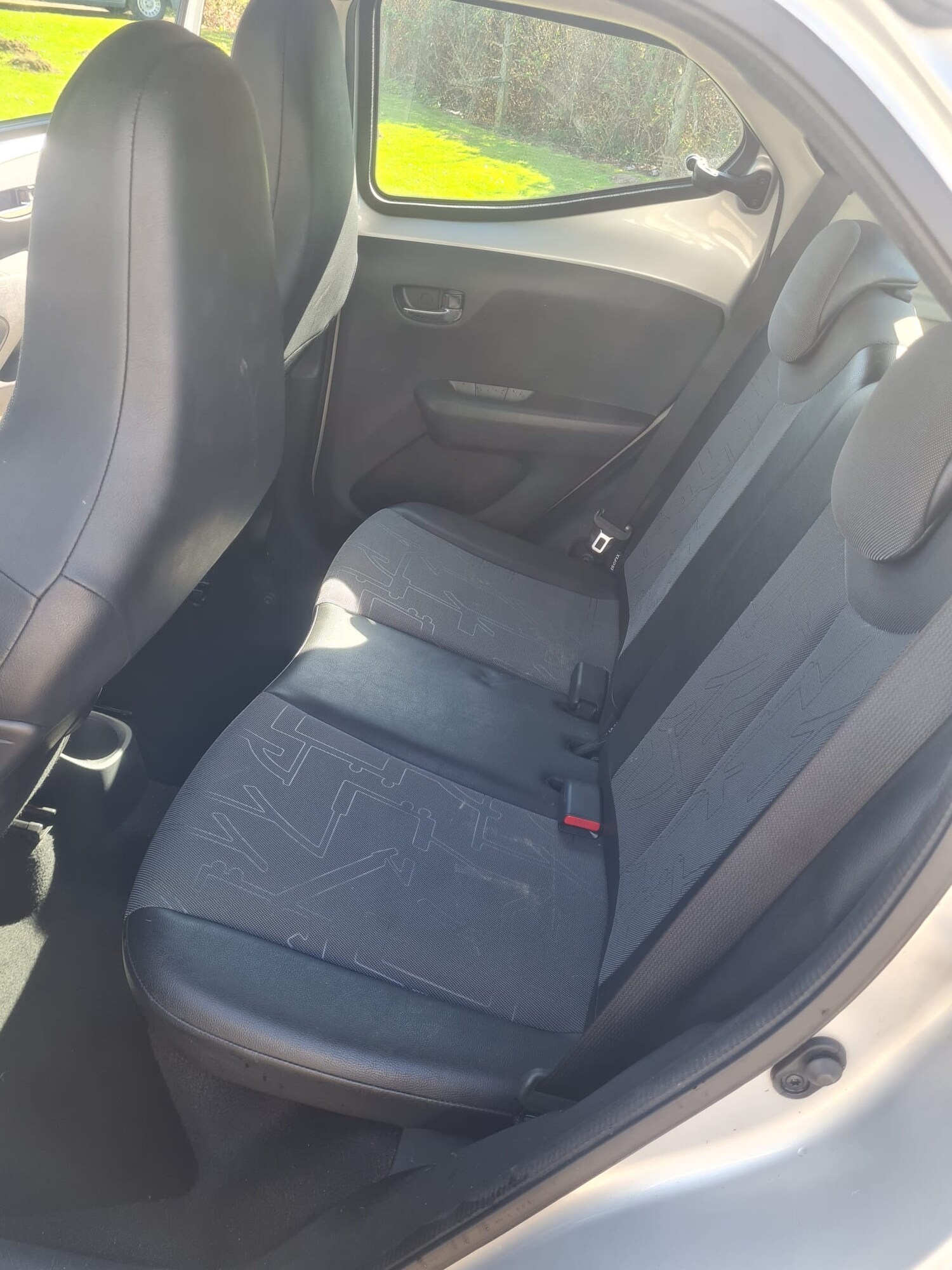 Used Toyota AYGO 2015 for sale - 76571405: Photo 9