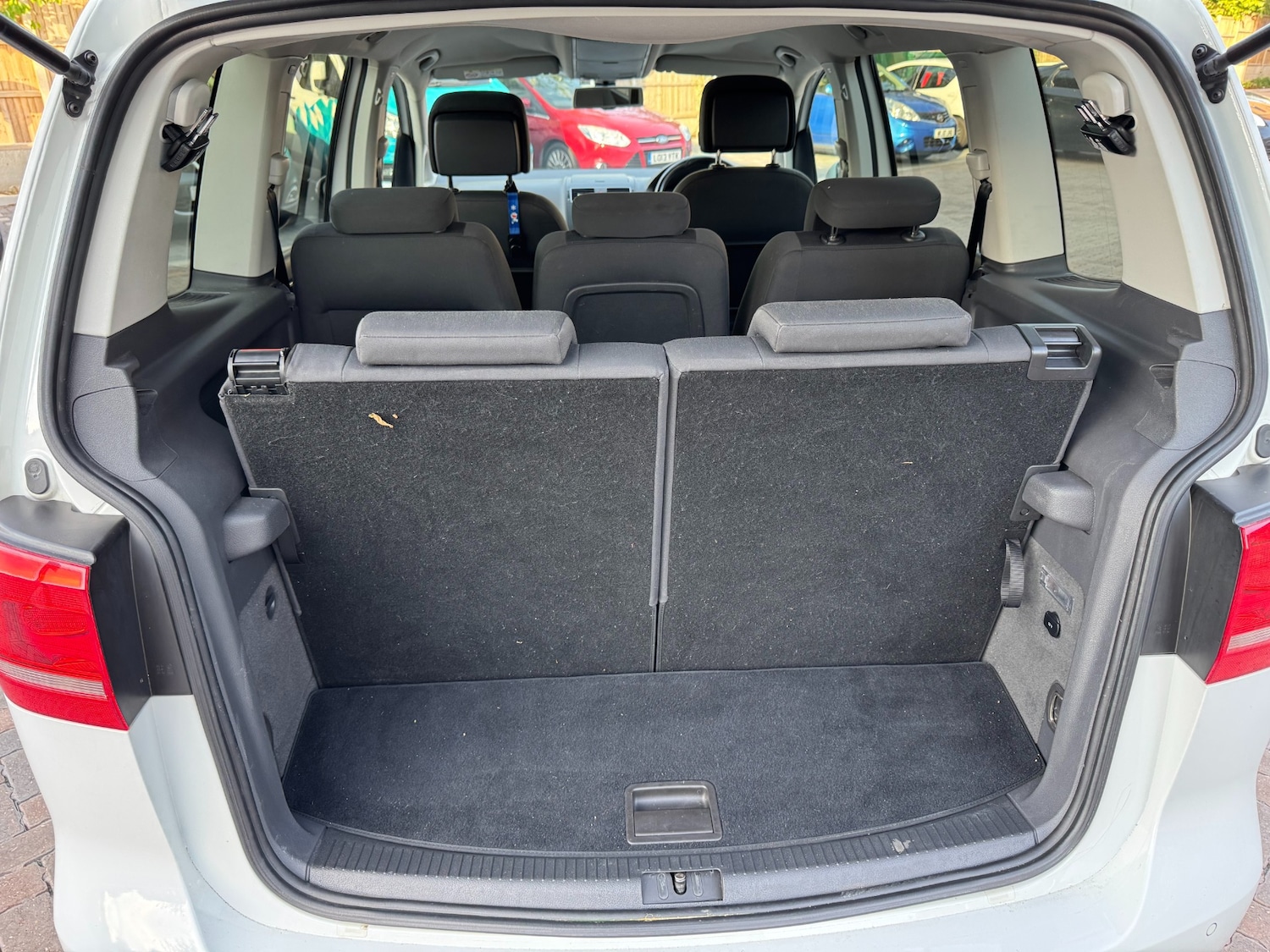 Used Volkswagen Touran 2016 for sale - 76440018: Photo 19