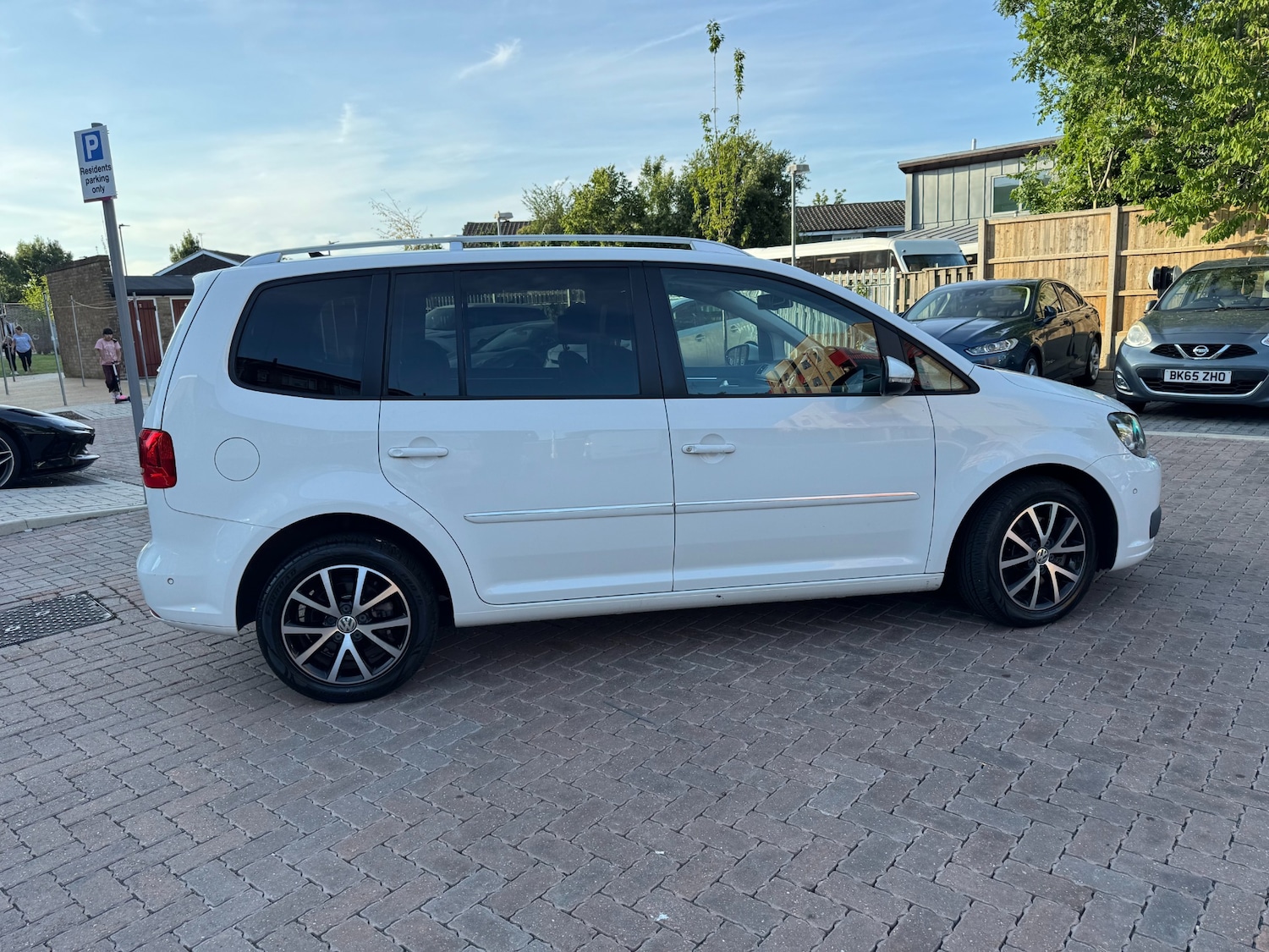Used Volkswagen Touran 2016 for sale - 76440018: Photo 8