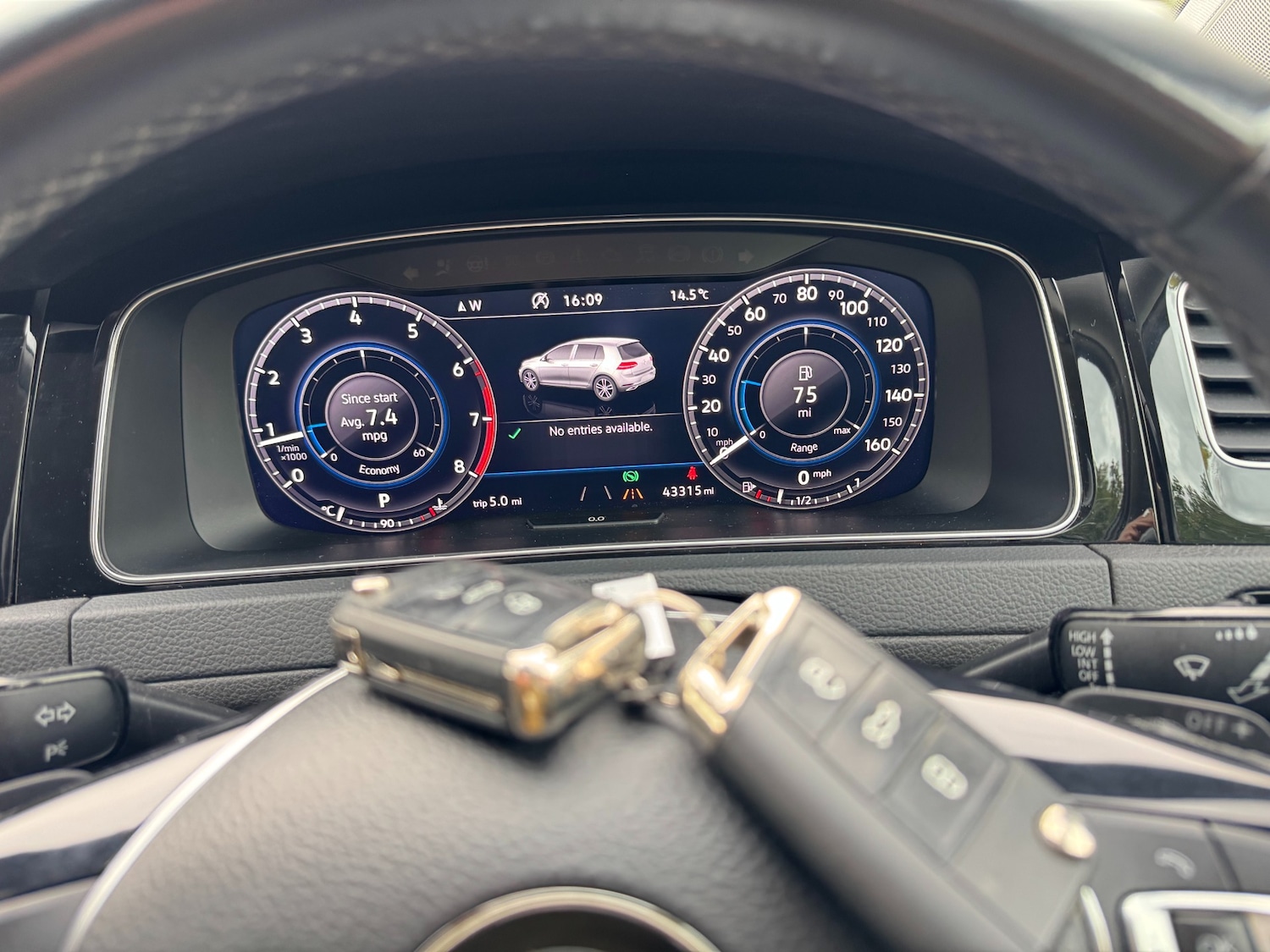 Used Volkswagen Golf 2017 for sale - 78127279: Photo 12