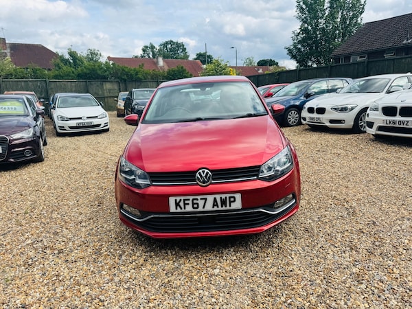 Used Volkswagen Polo 2017 for sale - 76179133: Photo 2