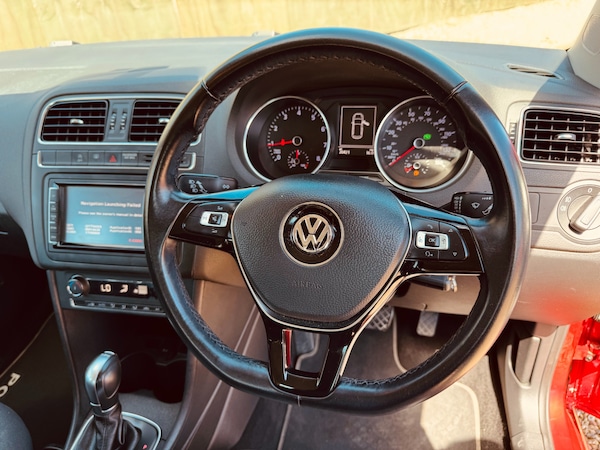 Used Volkswagen Polo 2017 for sale - 76179133: Photo 8