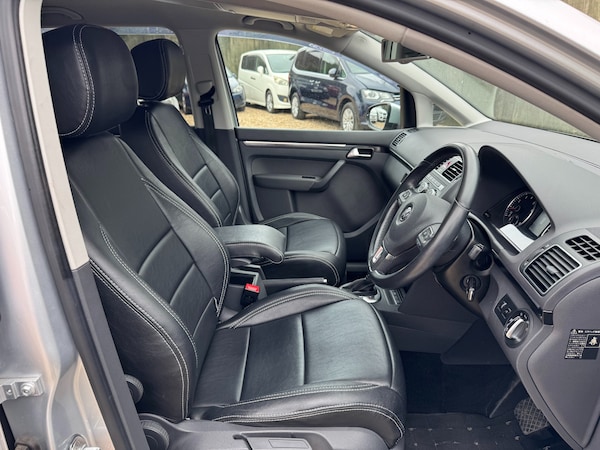 Used Volkswagen Touran 2014 for sale - 76206494: Photo 10