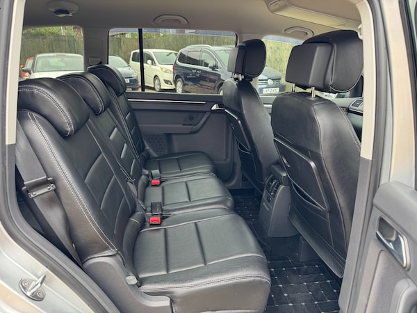 Used Volkswagen Touran 2014 for sale - 76206494: Photo 11