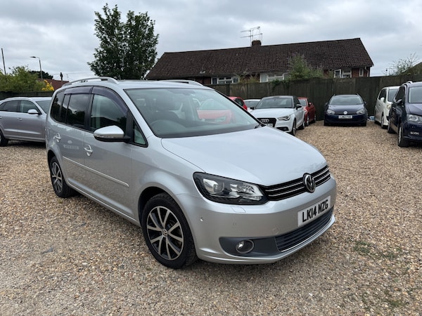 Used Volkswagen Touran 2014 for sale - 76206494: Photo 1
