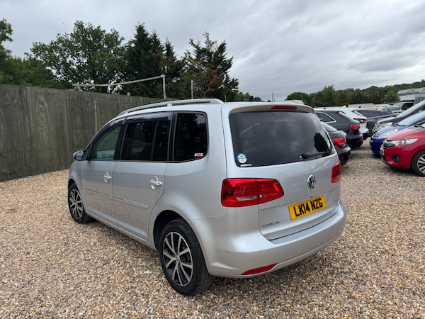 Used Volkswagen Touran 2014 for sale - 76206494: Photo 5