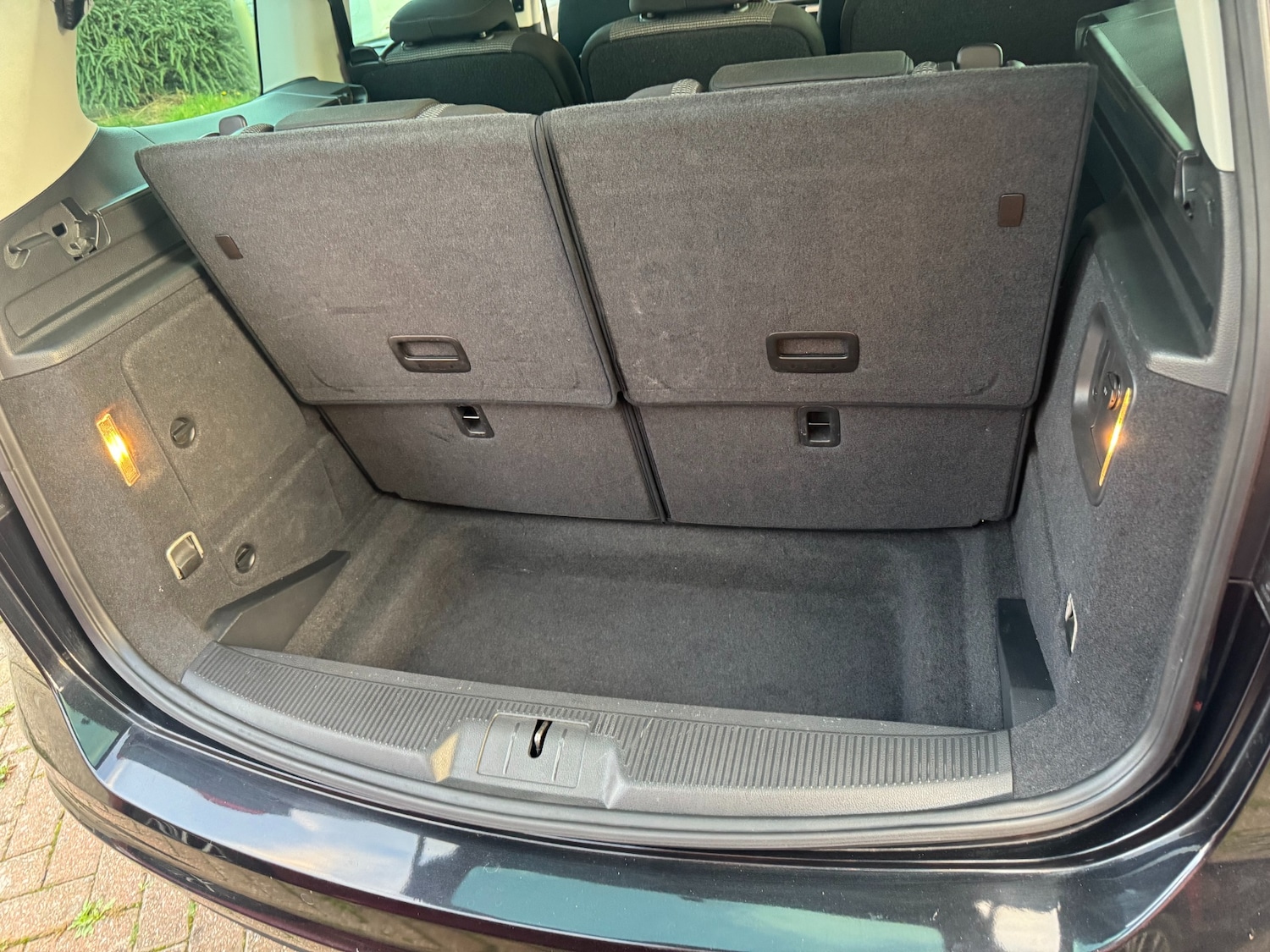 Used Volkswagen Sharan 2014 for sale - 76859435: Photo 15