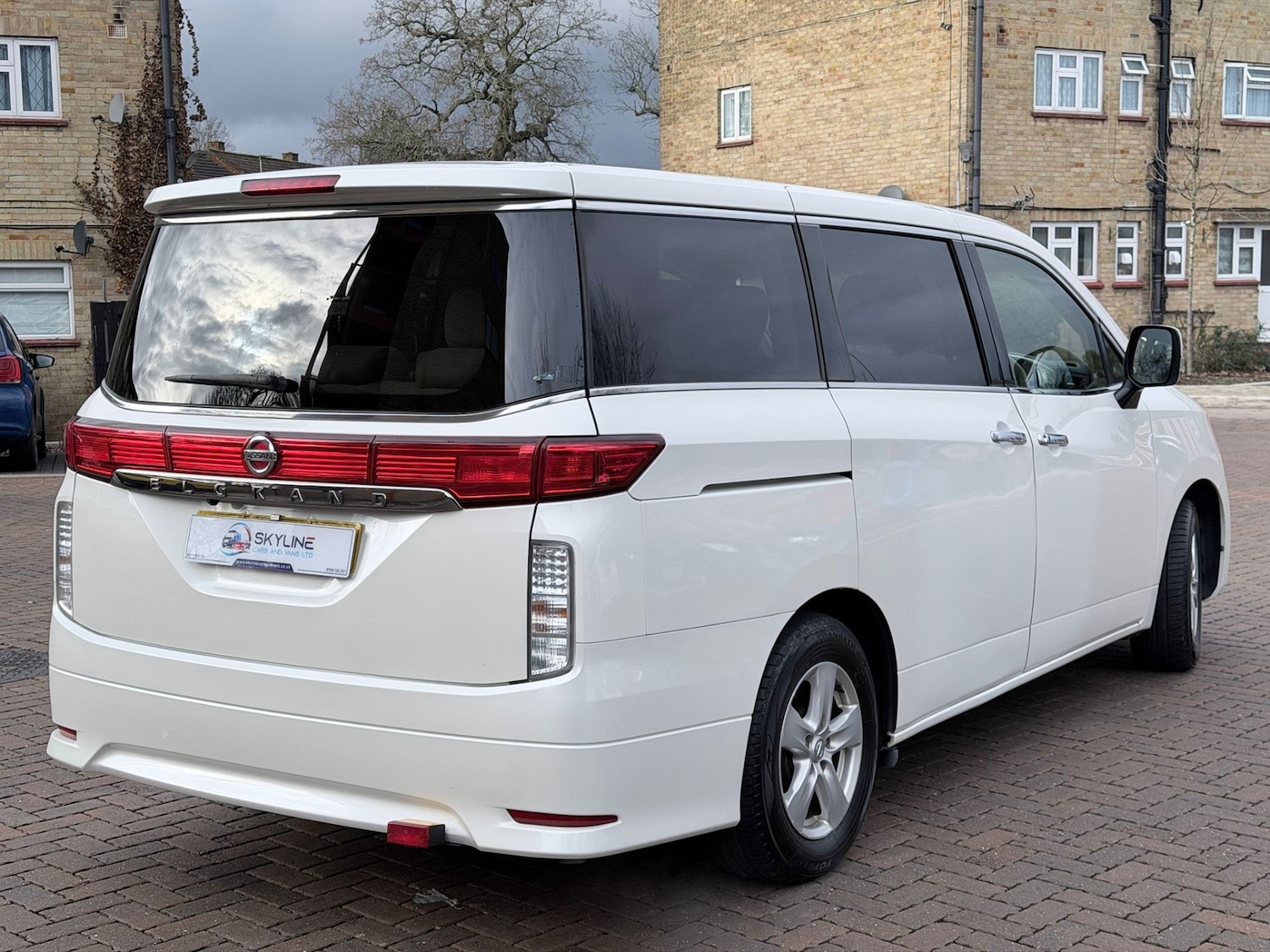 Used Nissan Elgrand 2016 for sale - 78066825: Photo 5