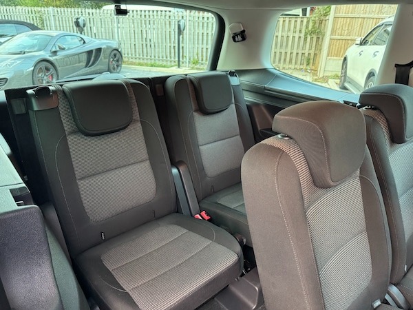 Used Volkswagen Sharan 2014 for sale - 76114120: Photo 12