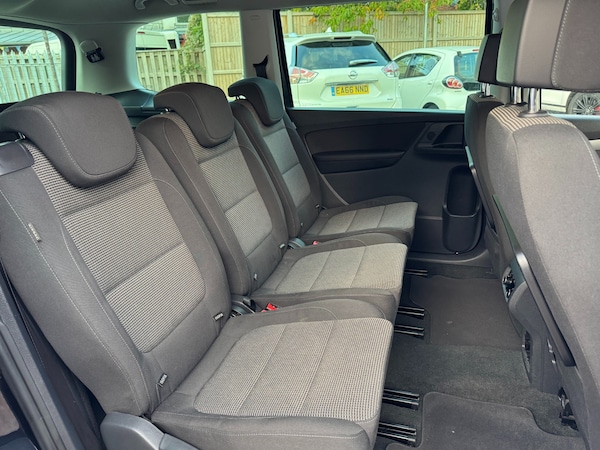 Used Volkswagen Sharan 2014 for sale - 76114120: Photo 13