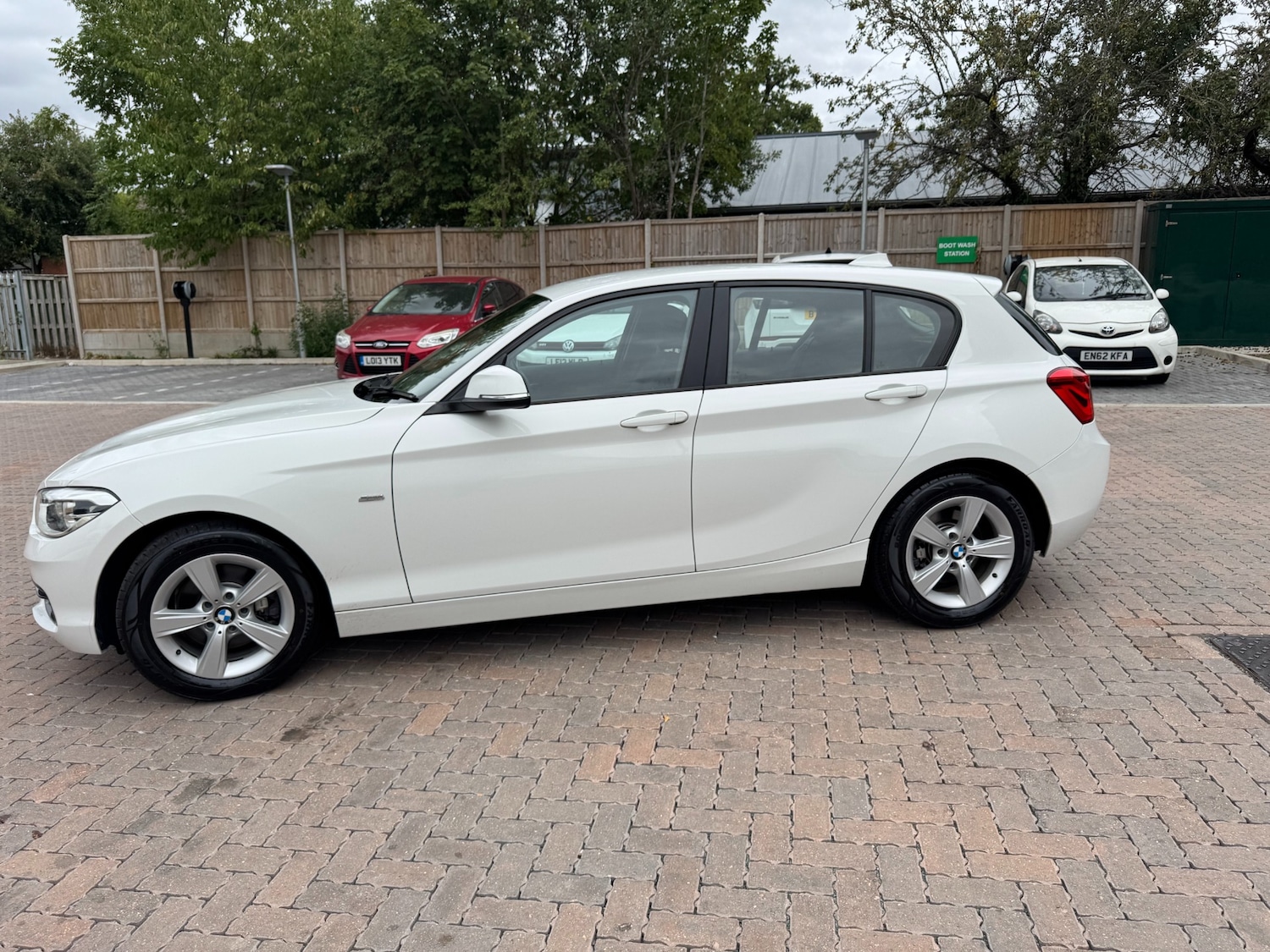 Used BMW 1 Series 2025 for sale - 76762125: Photo 4