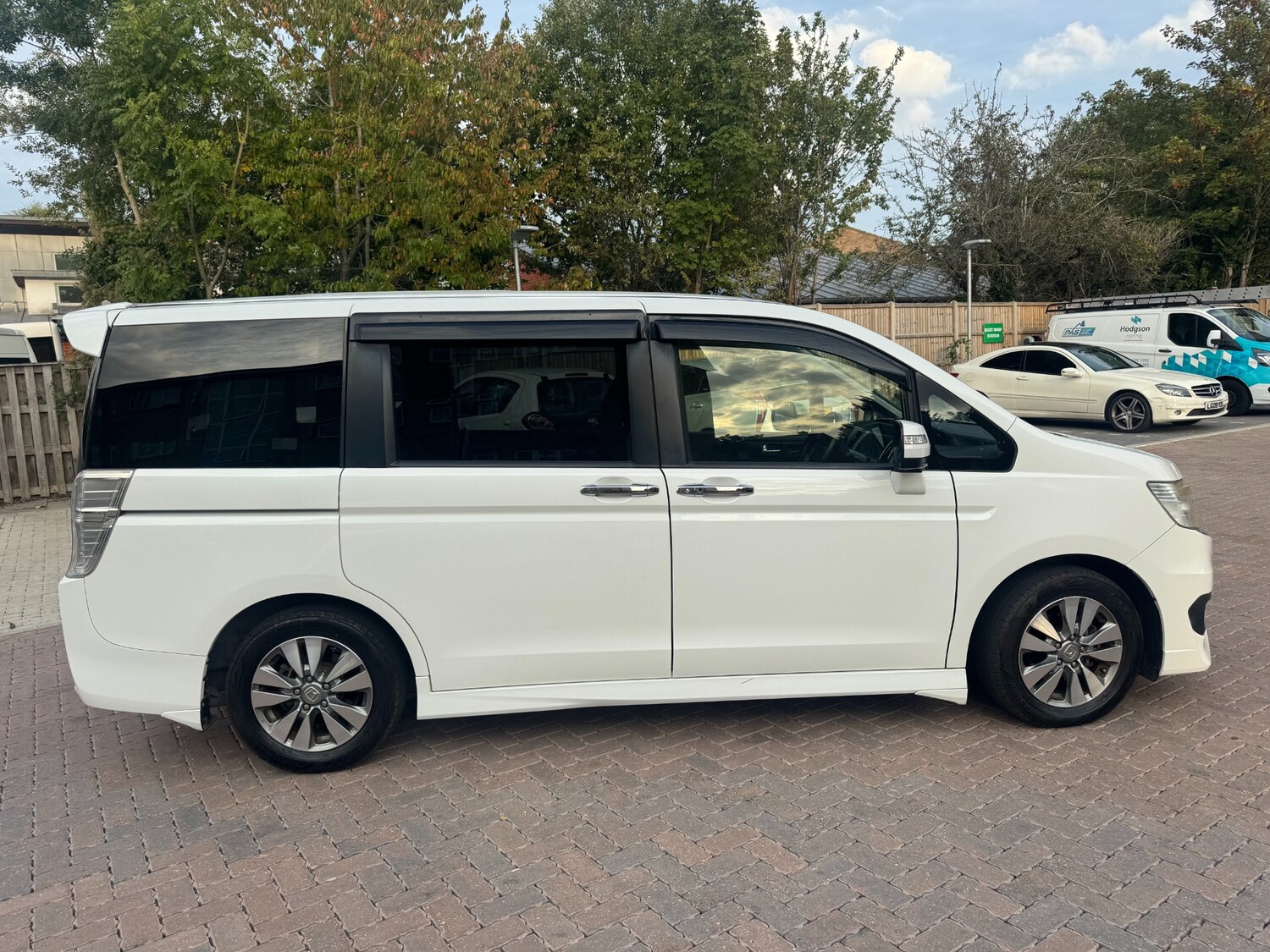 Used Honda Stepwagon 2014 for sale - 78126660: Photo 7