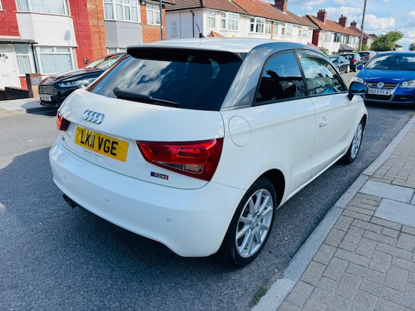 Used Audi A1 2011 for sale - 76126527: Photo 5
