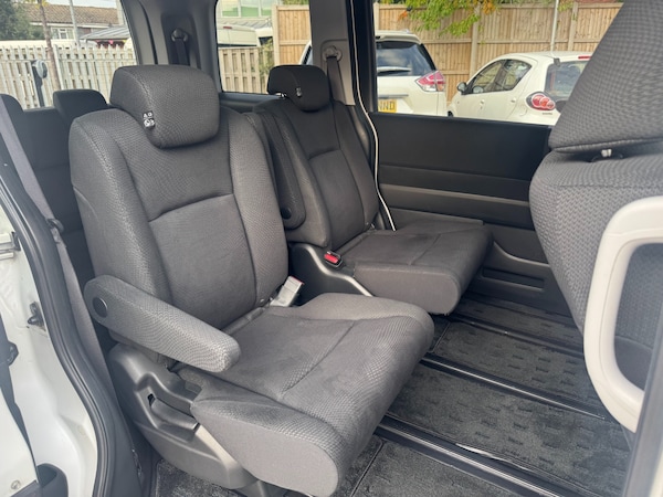 Used Honda Stepwagon 2014 for sale - 76089499: Photo 11