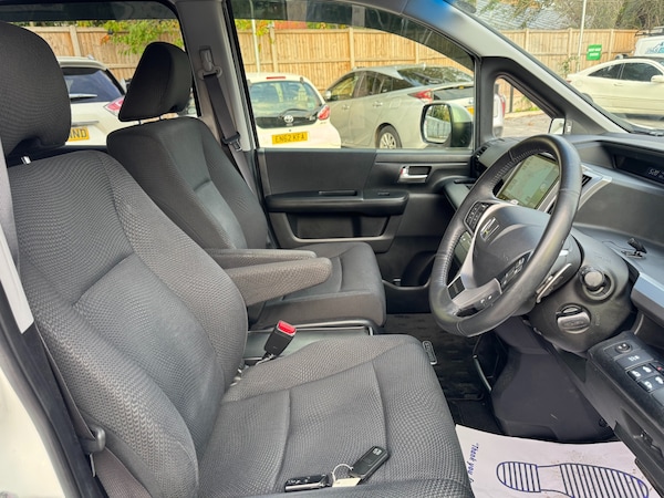 Used Honda Stepwagon 2014 for sale - 76089499: Photo 15