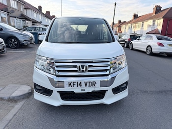 Used Honda Stepwagon 2014 for sale - 78859081: Photo