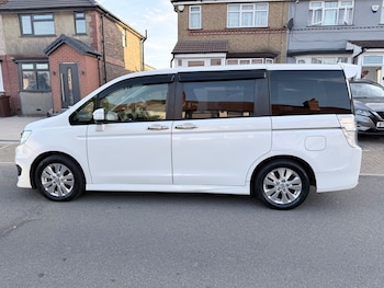 Used Honda Stepwagon 2014 for sale - 78859081: Photo