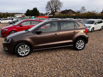 Used Volkswagen Polo 2014 for sale - 75582236: Photo