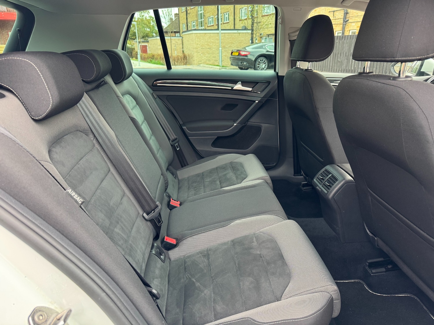 Used Volkswagen Golf 2025 for sale - 76762030: Photo 12