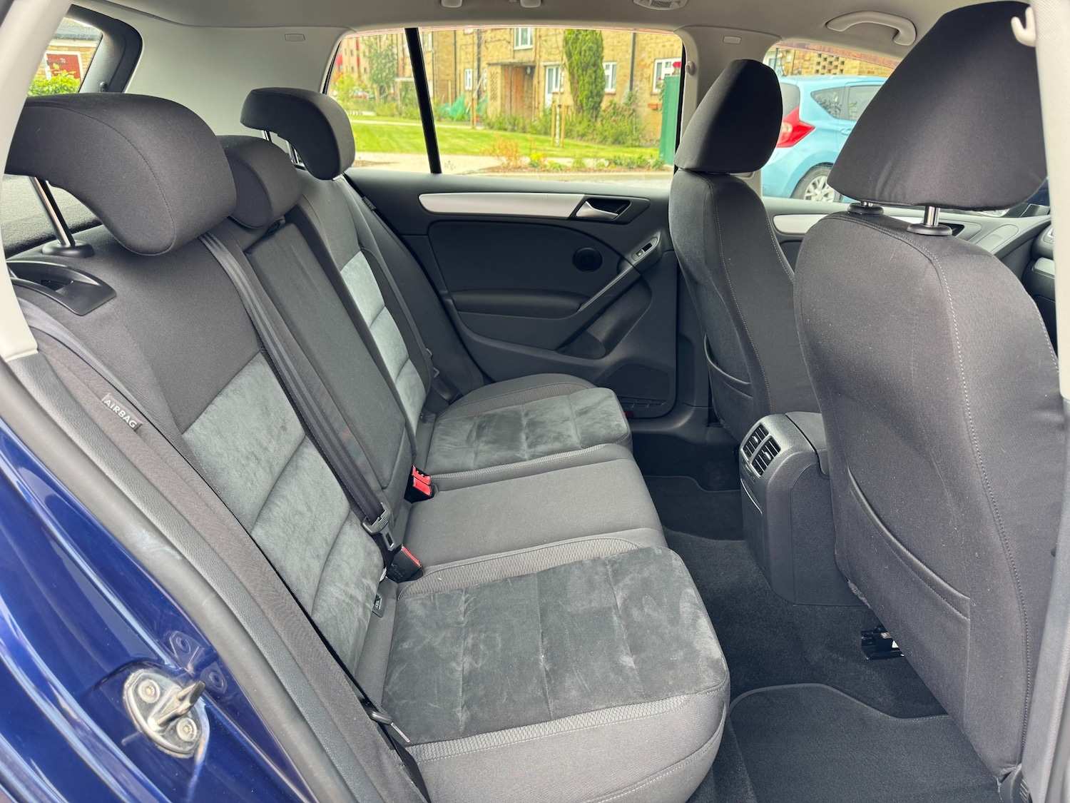 Used Volkswagen Golf 2013 for sale - 76440011: Photo 11