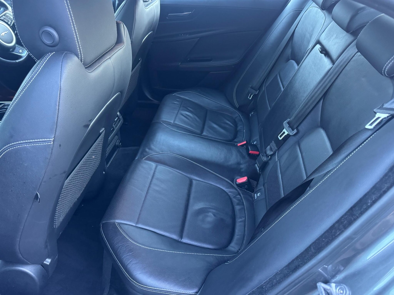 Used Jaguar XE 2017 for sale - 77625599: Photo 10